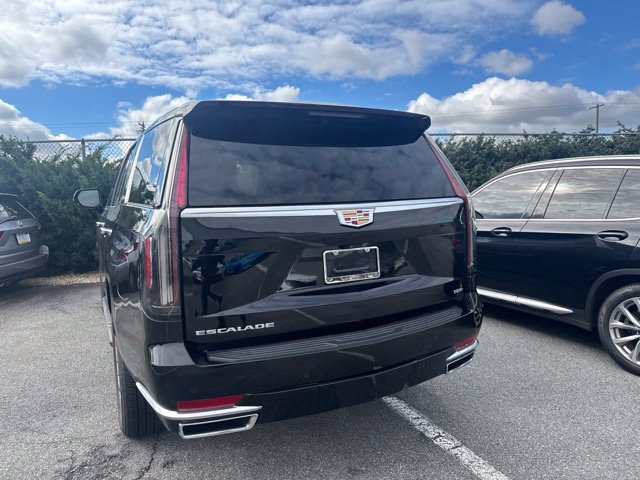 Used 2023 Cadillac Escalade Premium Luxury AWD/4WD image 8