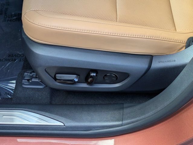 Used 2025 Lexus RX 350 Premium w/ Convenience Package FWD image 17