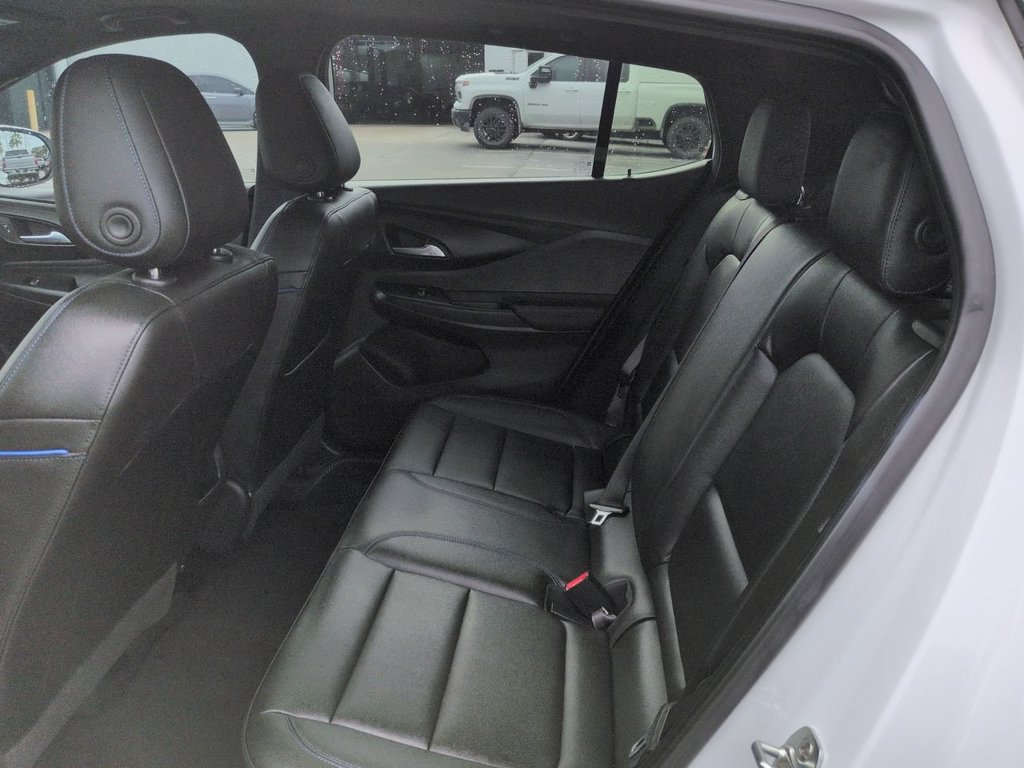 Used 2025 Buick Envista Sport Touring w/ Experience Buick Package FWD image 14