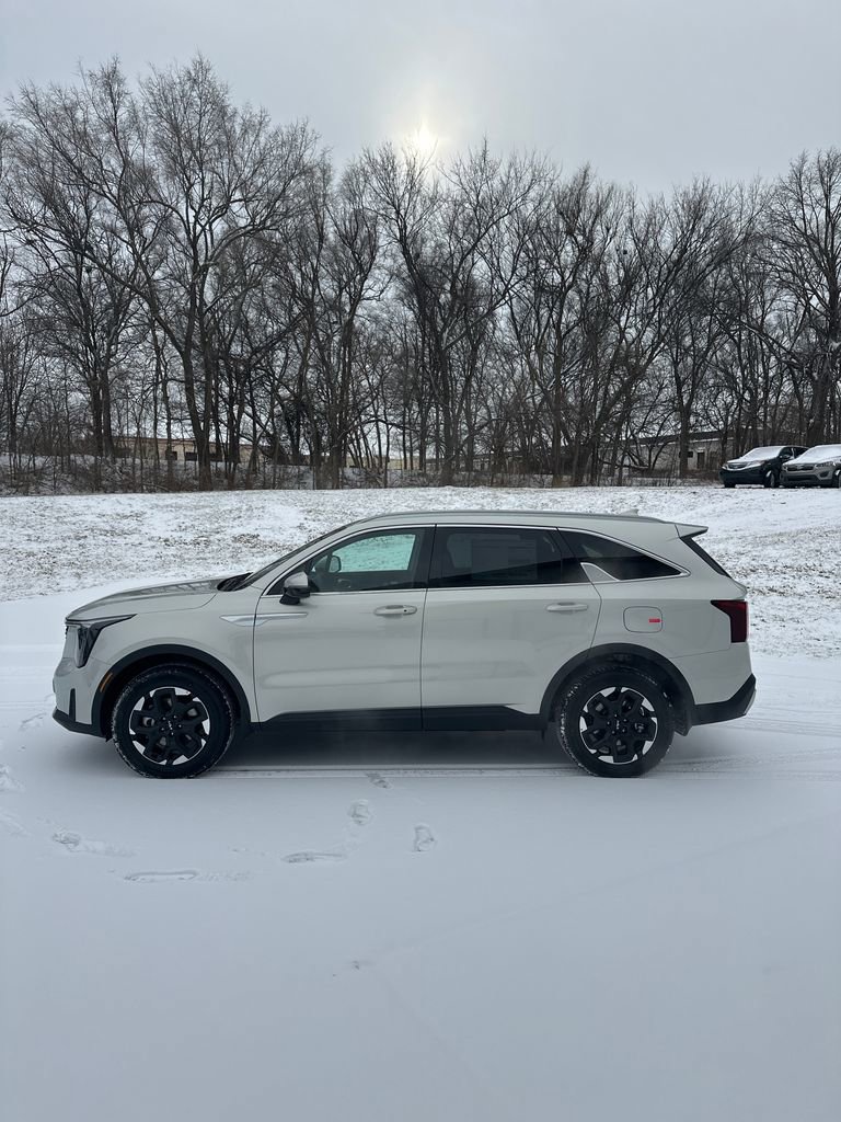 New 2026 Kia Sorento S image 6