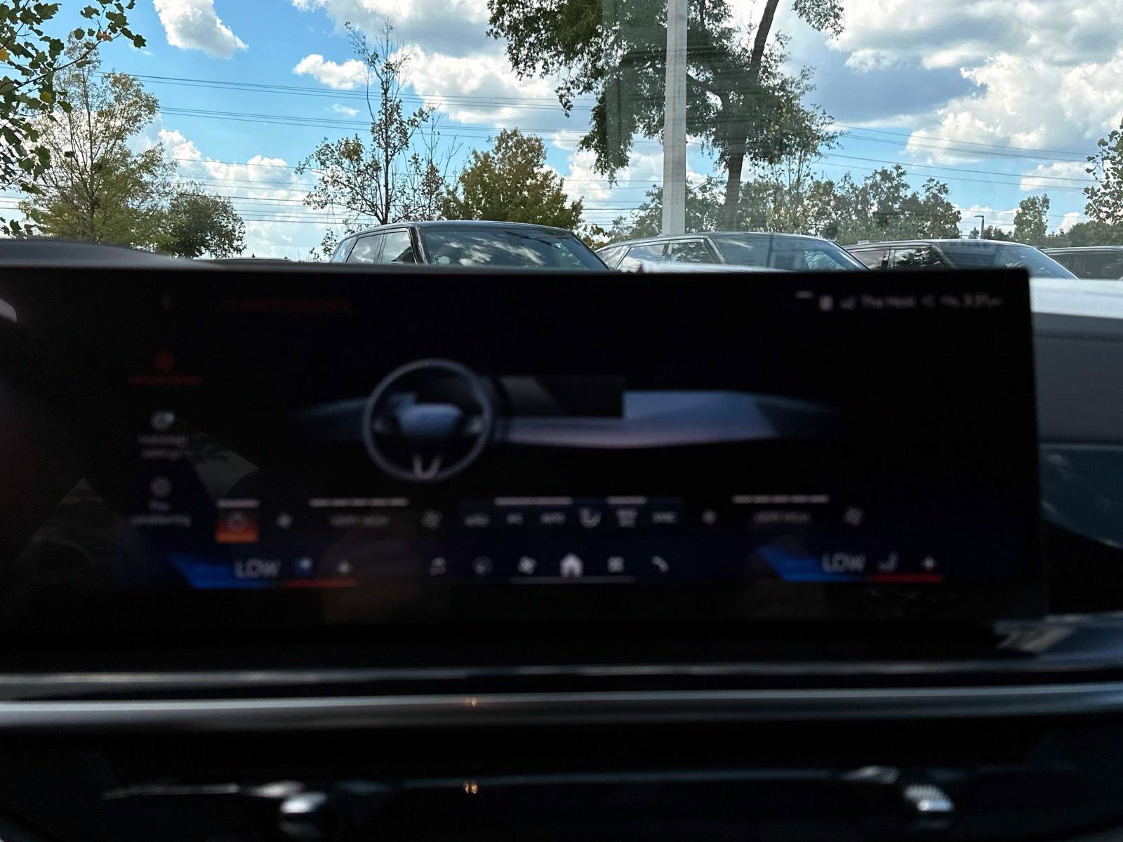 New 2026 BMW X7 xDrive40i w/ M Sport Package image 19