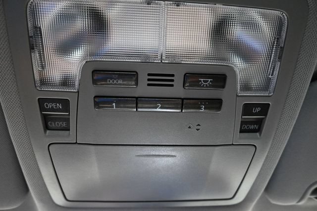 Used 2019 Toyota Highlander XLE FWD image 42