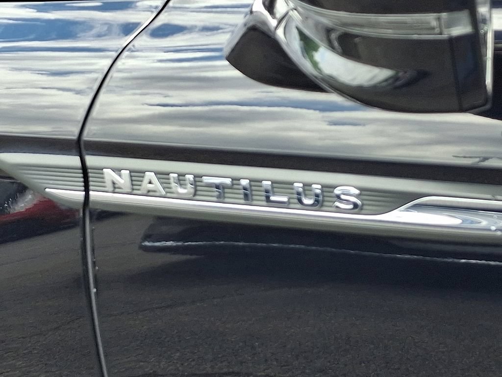 Certified 2023 Lincoln Nautilus Reserve AWD/4WD image 30