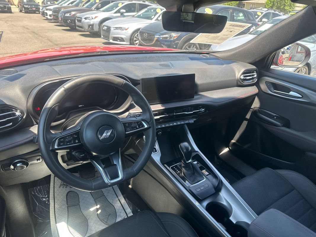 Used 2024 Dodge Hornet GT AWD/4WD image 32