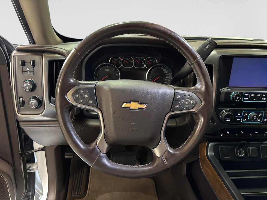 Used 2018 Chevrolet Silverado 1500 LTZ w/ Sport Package AWD/4WD image 11