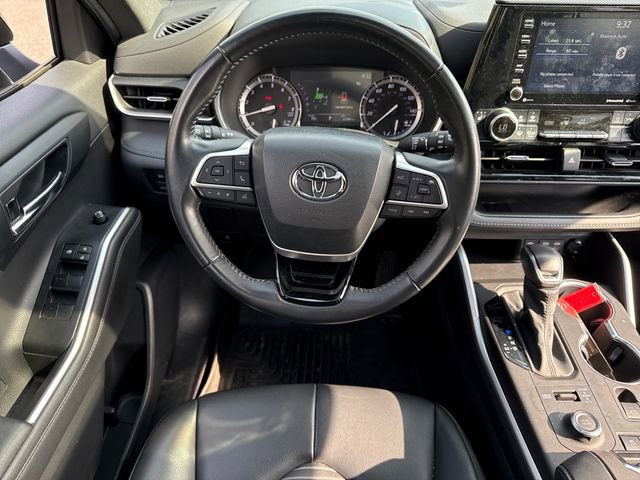 Used 2022 Toyota Highlander XSE AWD/4WD image 20
