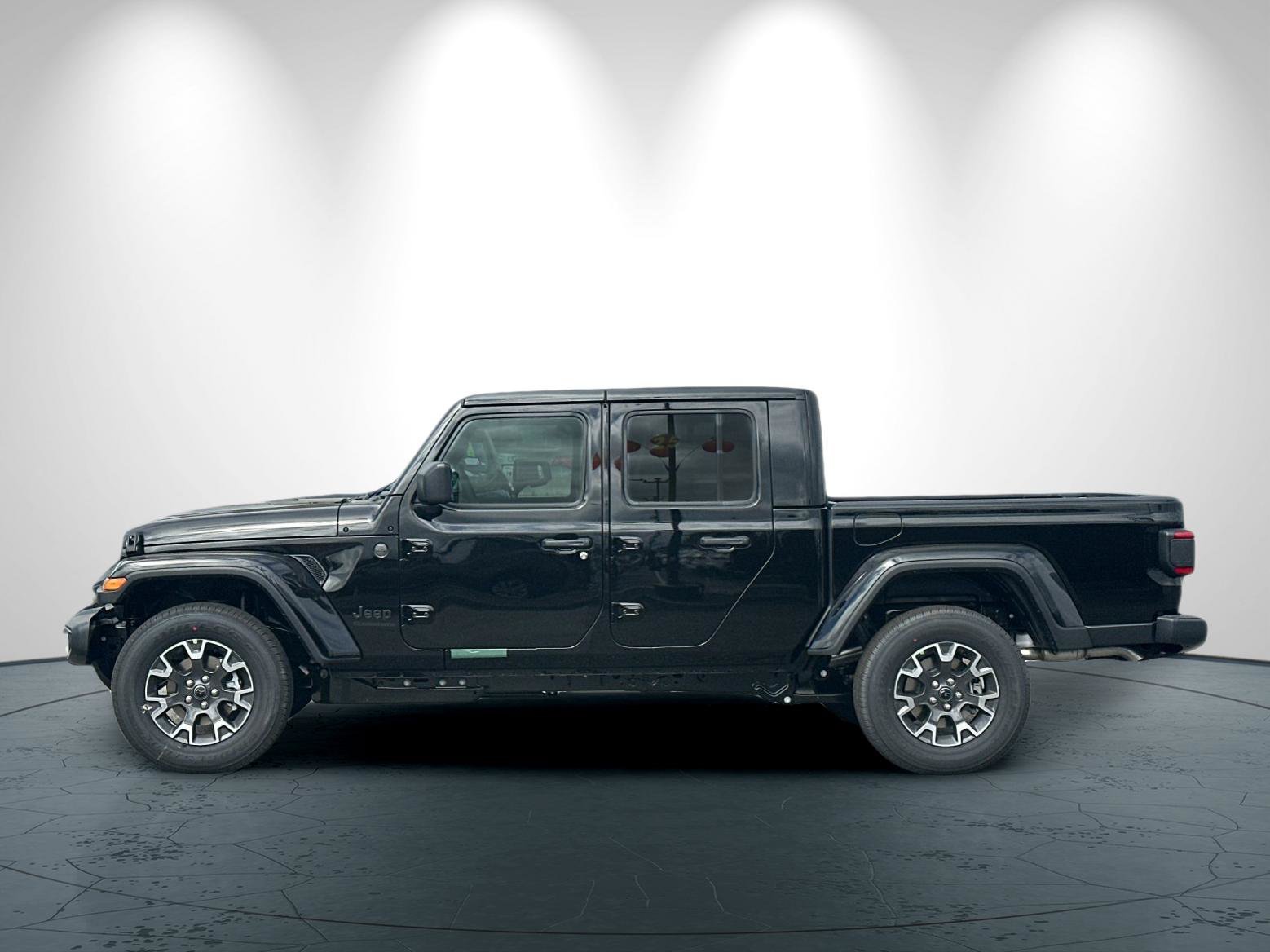 New 2026 Jeep Gladiator Sport AWD/4WD image 7
