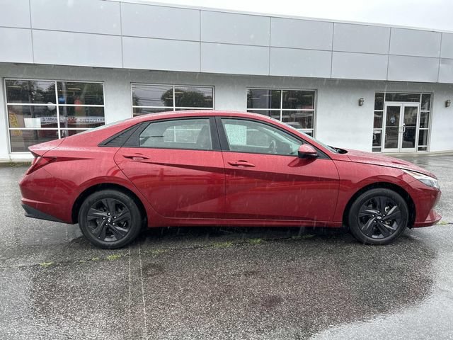 Certified 2023 Hyundai Elantra SEL FWD image 2