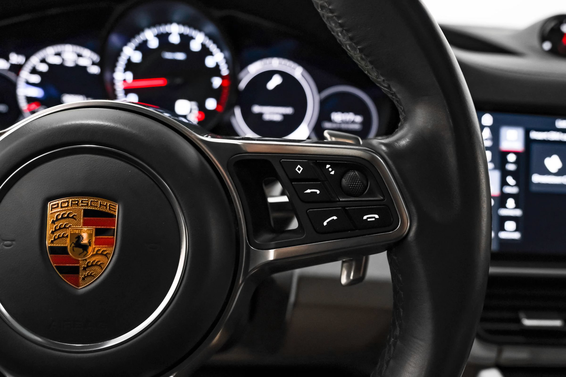 Used 2019 Porsche Cayenne AWD/4WD image 12