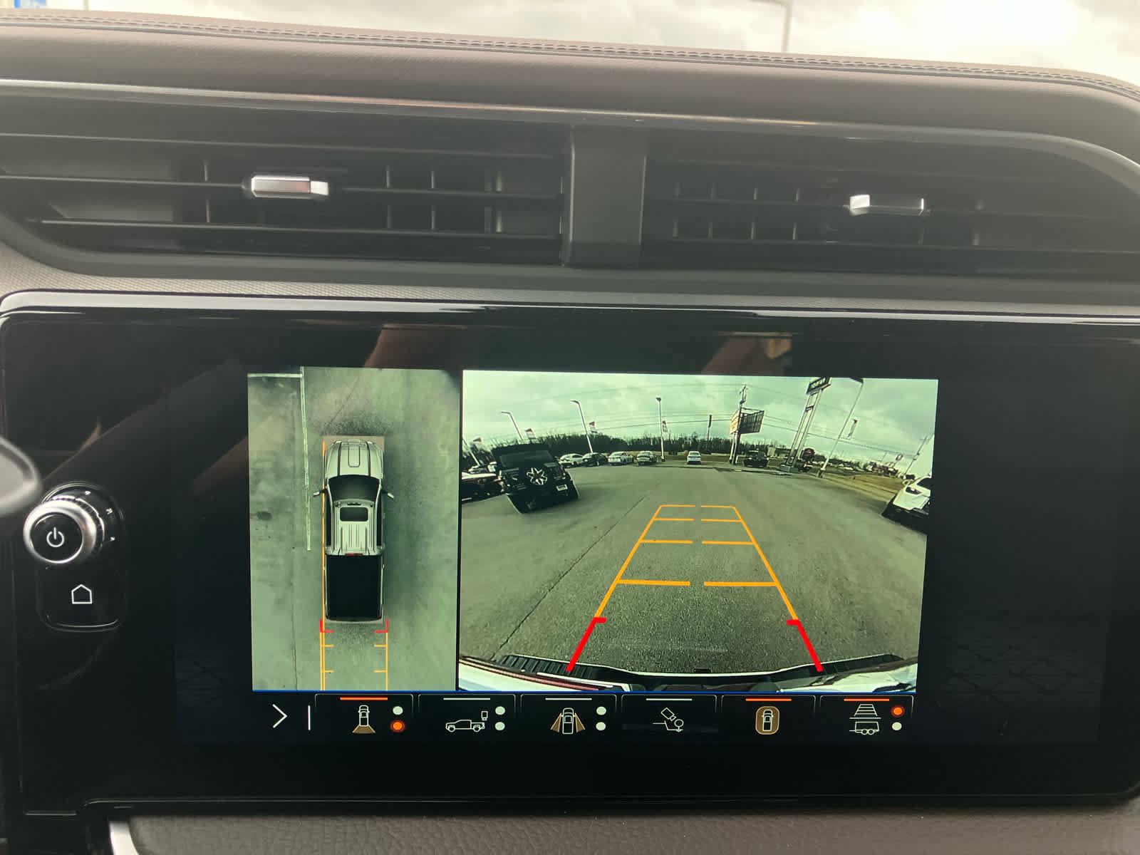 New 2026 GMC Sierra 3500 Denali w/ Technology Package image 25