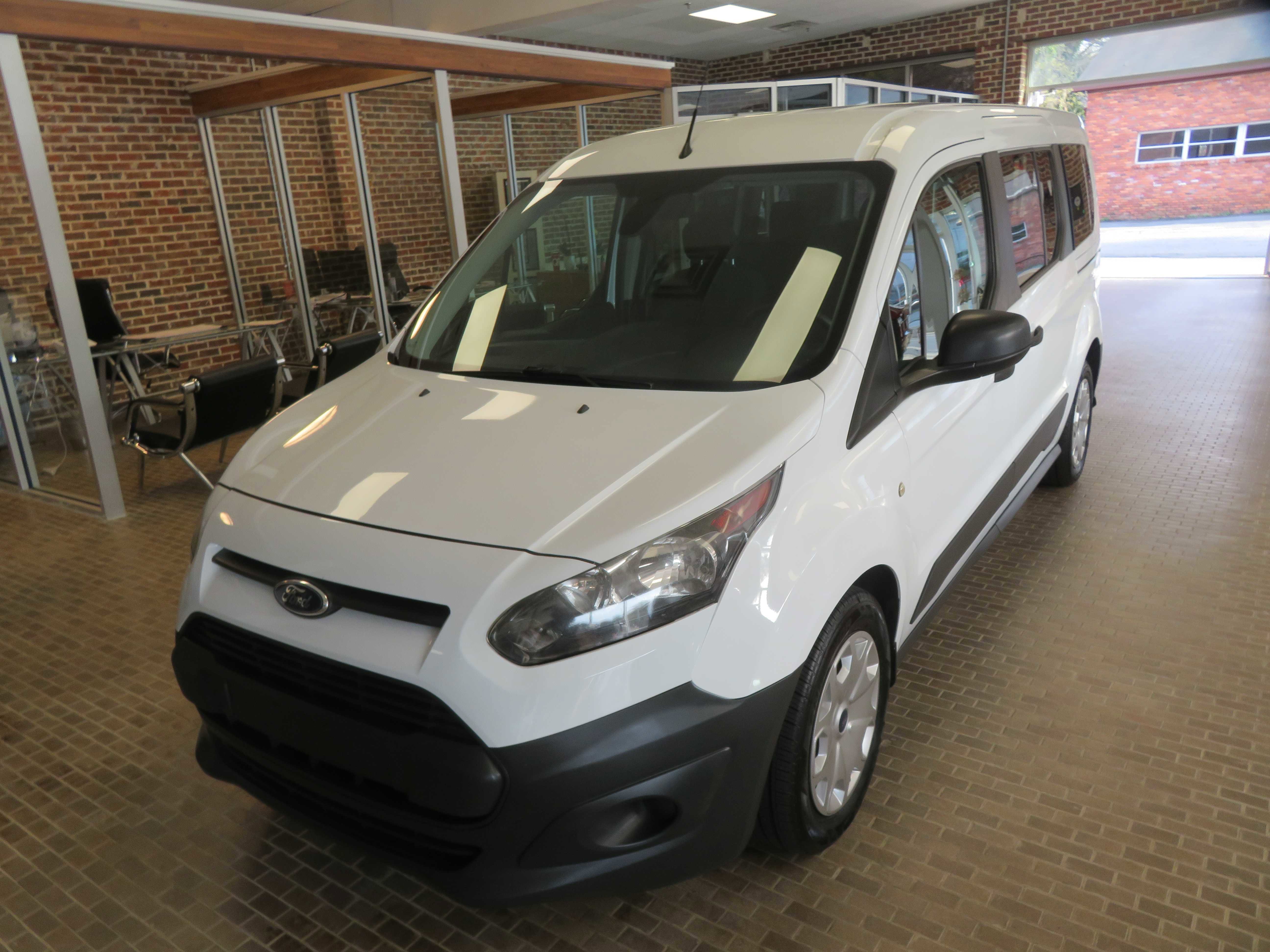 Used 2016 Ford Transit Connect XL image 69