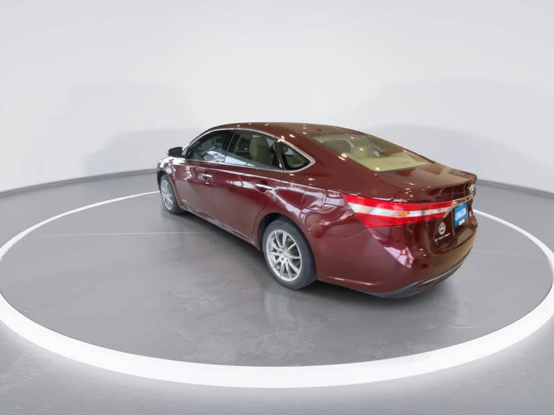 Used 2013 Toyota Avalon XLE Premium FWD image 6