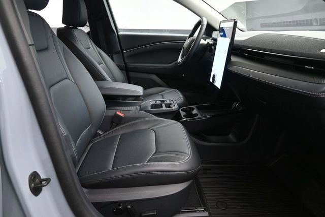 Certified 2025 Ford Mustang Mach-E Premium AWD/4WD image 26