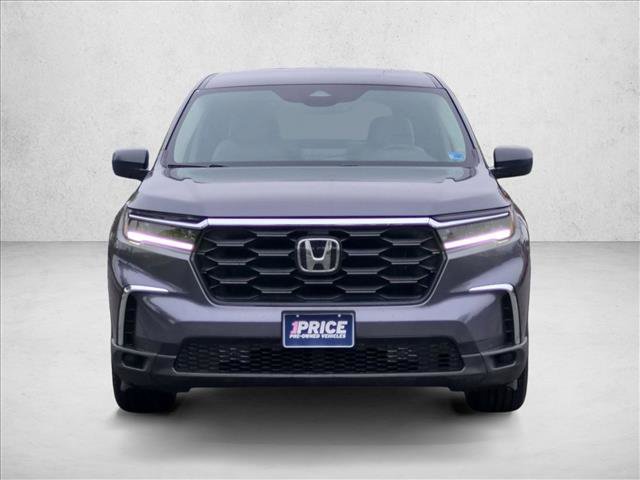 Certified 2024 Honda Pilot LX image 2