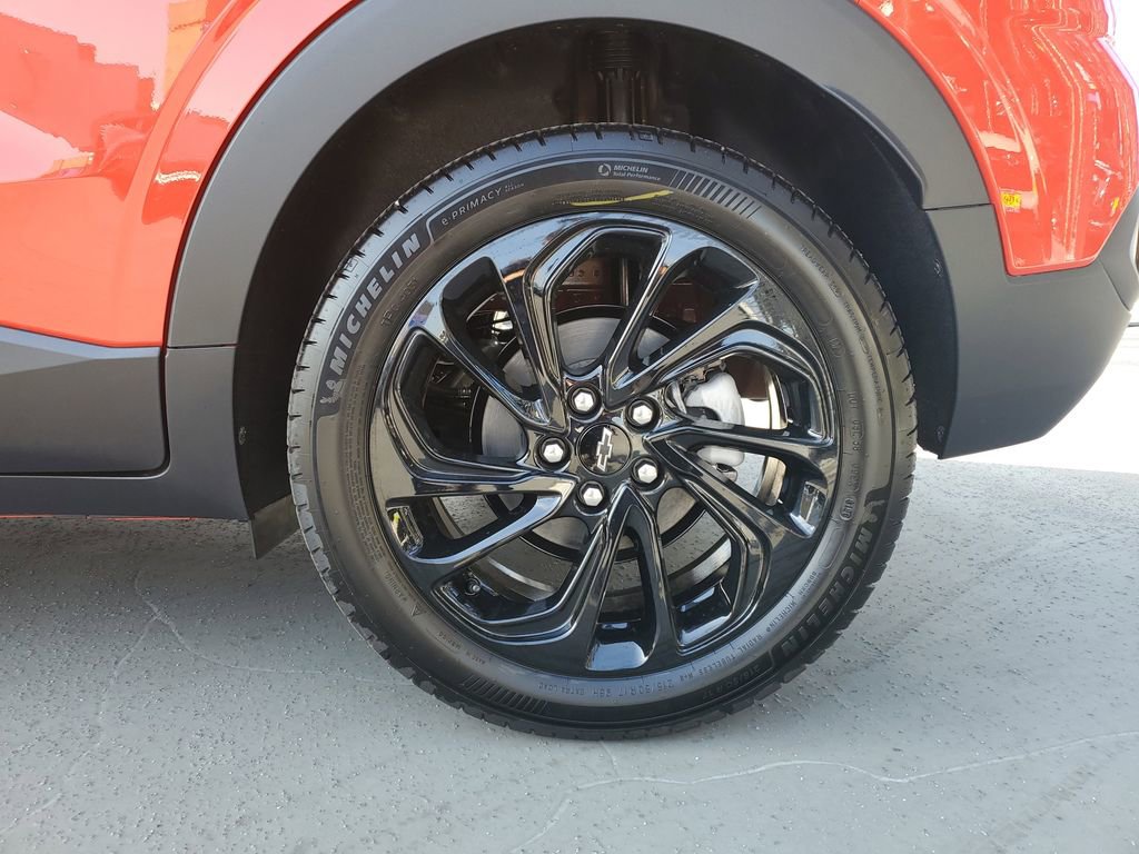 New 2027 Chevrolet Bolt RS w/ Technology Package FWD image 5