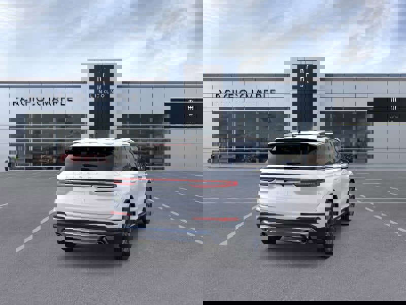 New 2026 Lincoln Corsair Premiere image 8