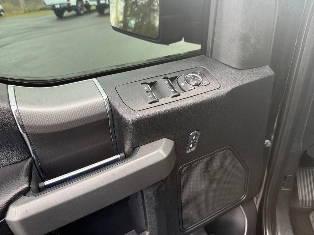 Used 2017 Ford F150 XLT w/ Equipment Group 301A Mid image 11