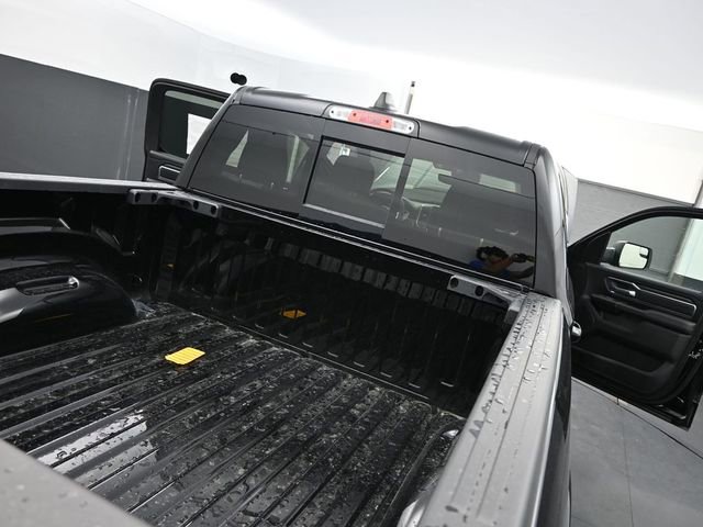 New 2026 RAM 1500 4x4 Crew Cab image 26