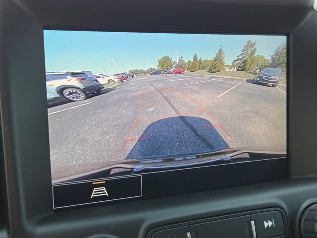 Used 2023 GMC Terrain SLT w/ Elevation Edition FWD image 7