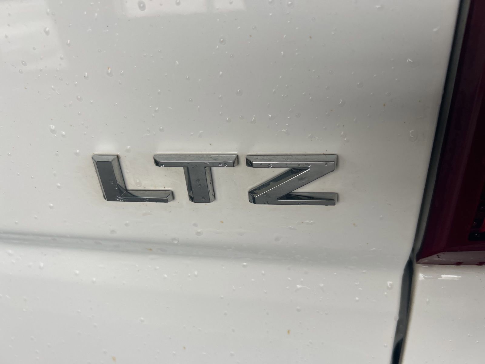 Used 2023 Chevrolet Silverado 1500 LTZ w/ Technology Package image 7