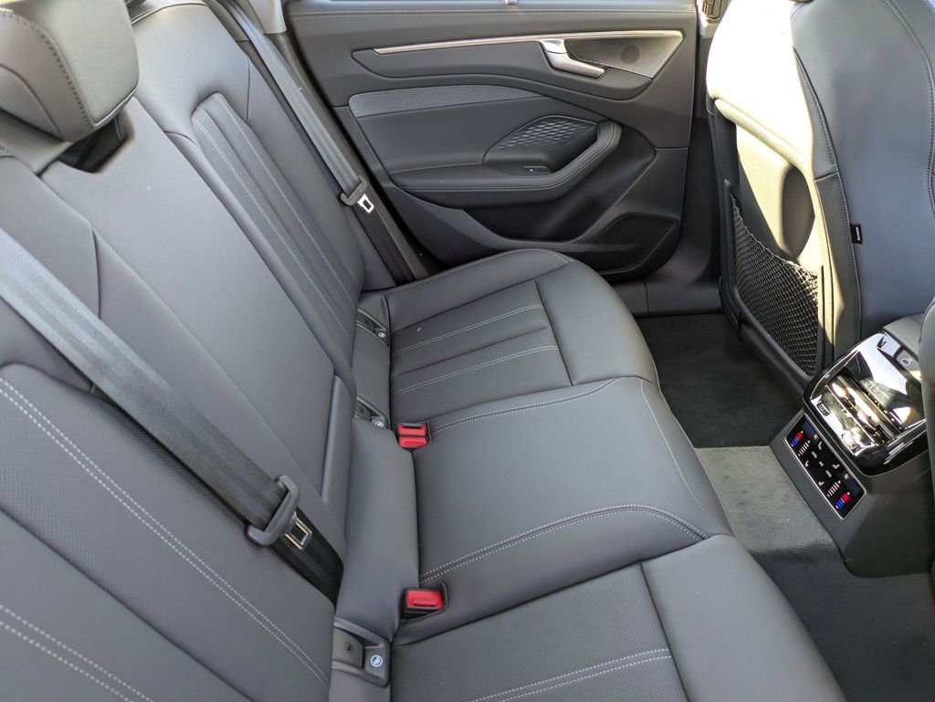 New 2026 Audi A6 Premium Plus image 33