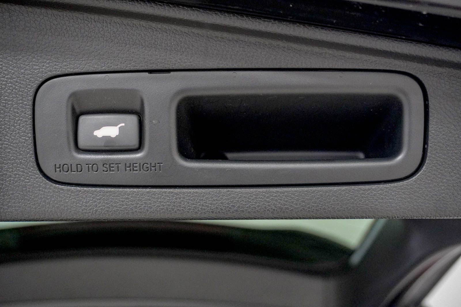 Used 2017 Honda CR-V EX-L image 11