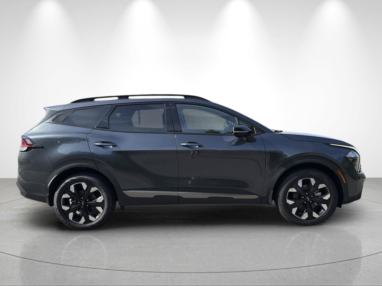 Used 2023 Kia Sportage X-Line w/ X-Line Premium Package AWD/4WD image 6