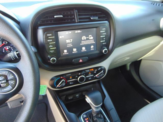 Used 2021 Kia Soul LX FWD image 12