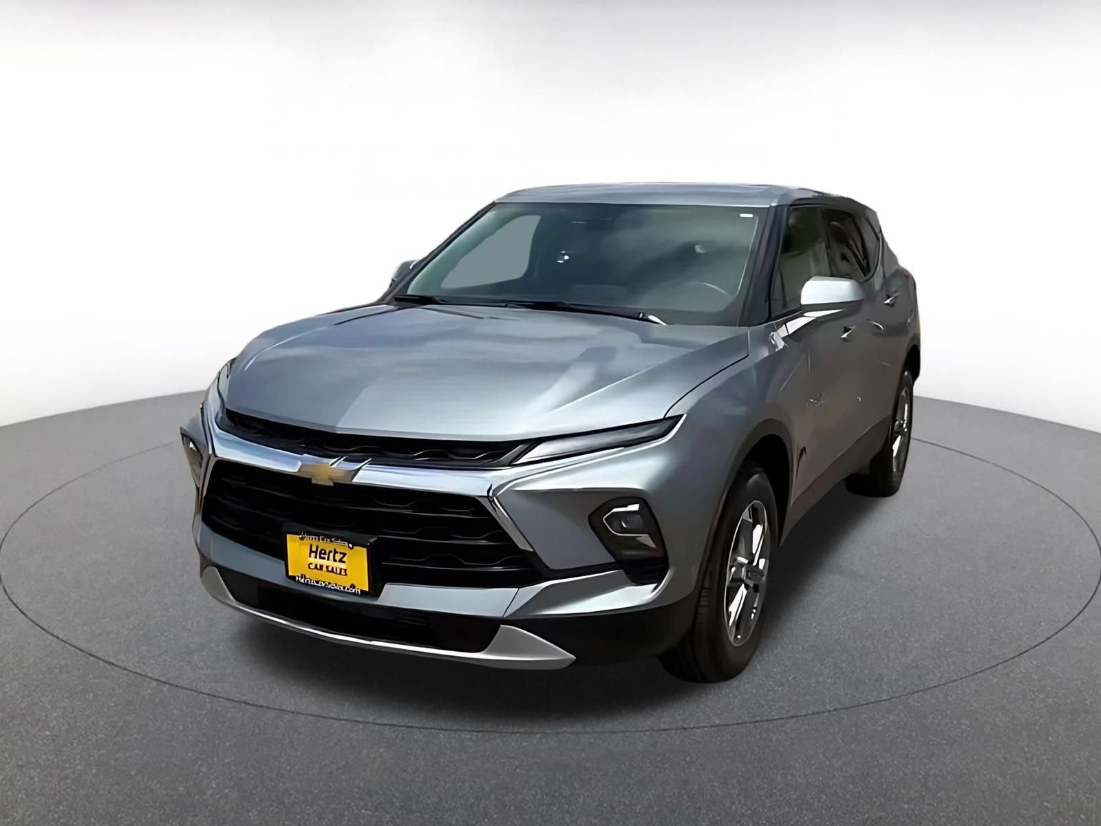 Used 2025 Chevrolet Blazer LT FWD image 5