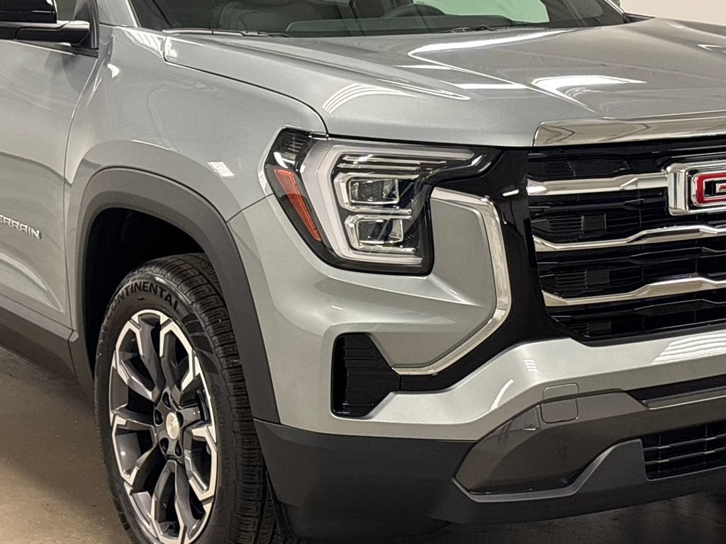 New 2026 GMC Terrain Elevation w/ Elevation Premium Package AWD/4WD image 4
