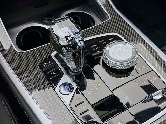 Used 2024 BMW ALPINA XB7 image 17