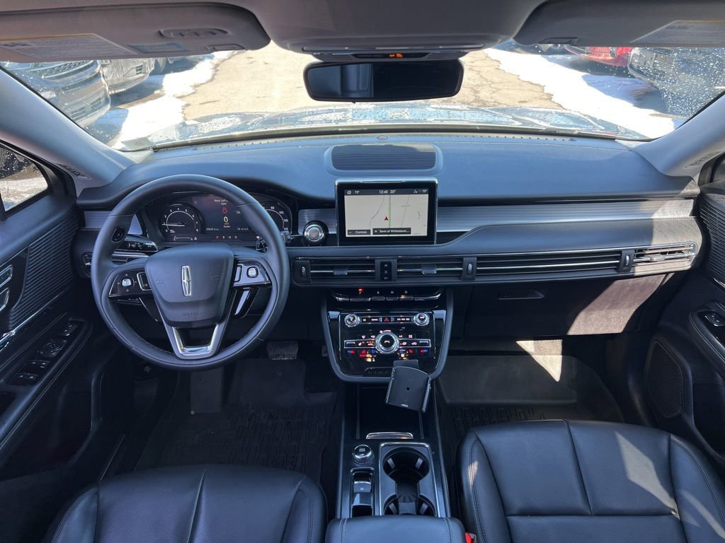 Used 2022 Lincoln Corsair Standard w/ Equipment Group 101A image 19