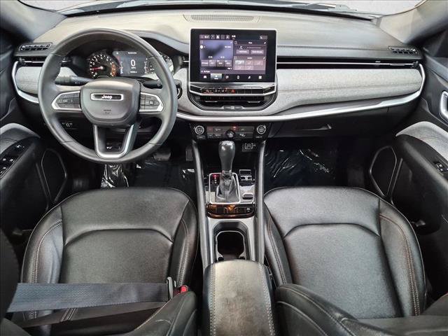 Used 2023 Jeep Compass Latitude AWD/4WD image 23