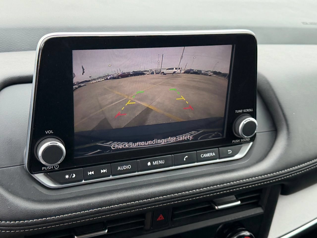 Certified 2025 Nissan Rogue SV FWD image 23