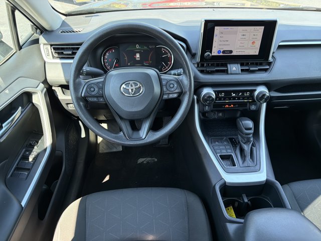 Used 2025 Toyota RAV4 XLE AWD/4WD image 22