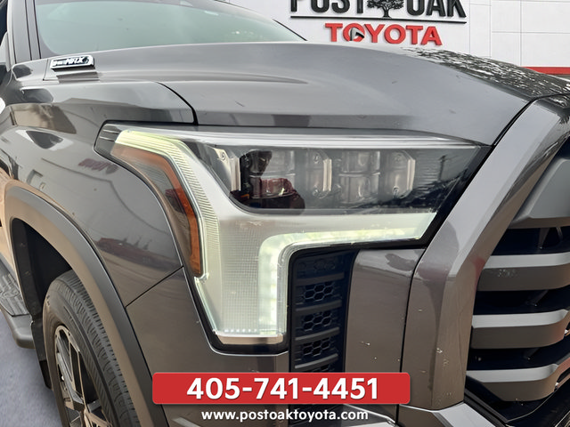Used 2025 Toyota Tundra Limited AWD/4WD image 44