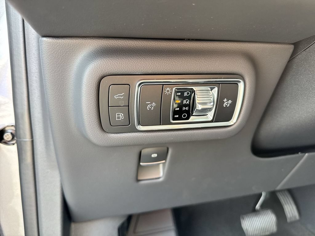 New 2026 Lincoln Nautilus Reserve w/ Jet Appearance Package AWD/4WD image 19