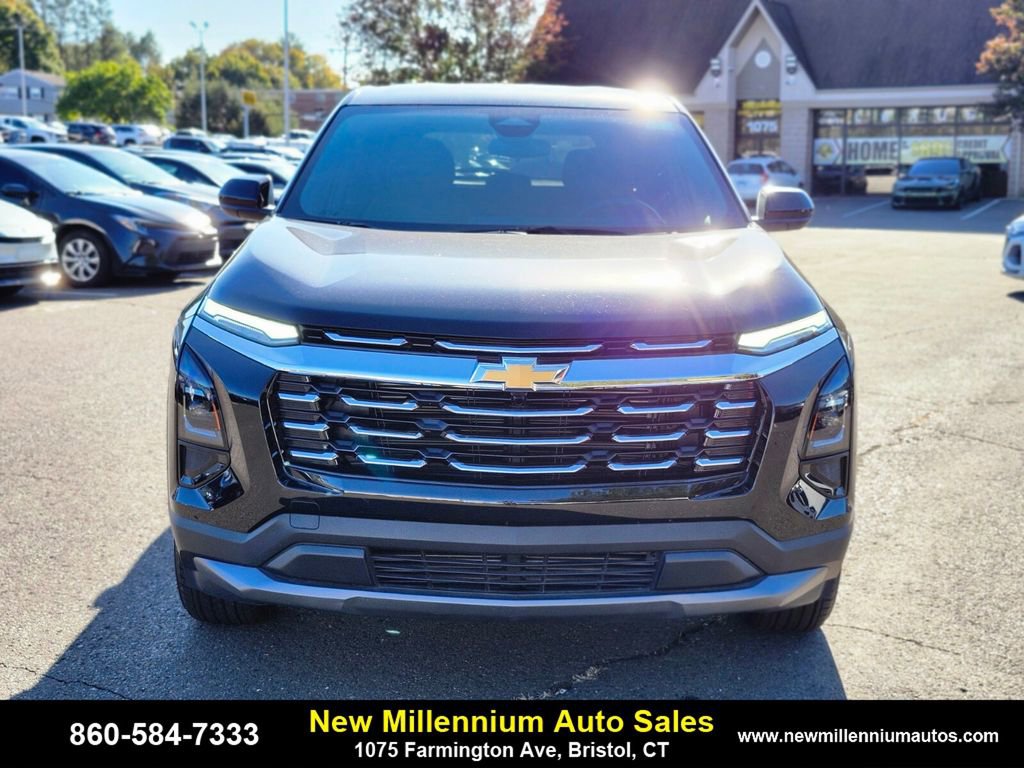 Used 2025 Chevrolet Equinox LT image 8