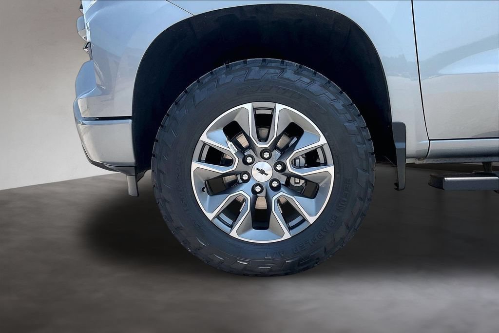 Used 2024 Chevrolet Silverado 1500 RST w/ Protection Package AWD/4WD image 32