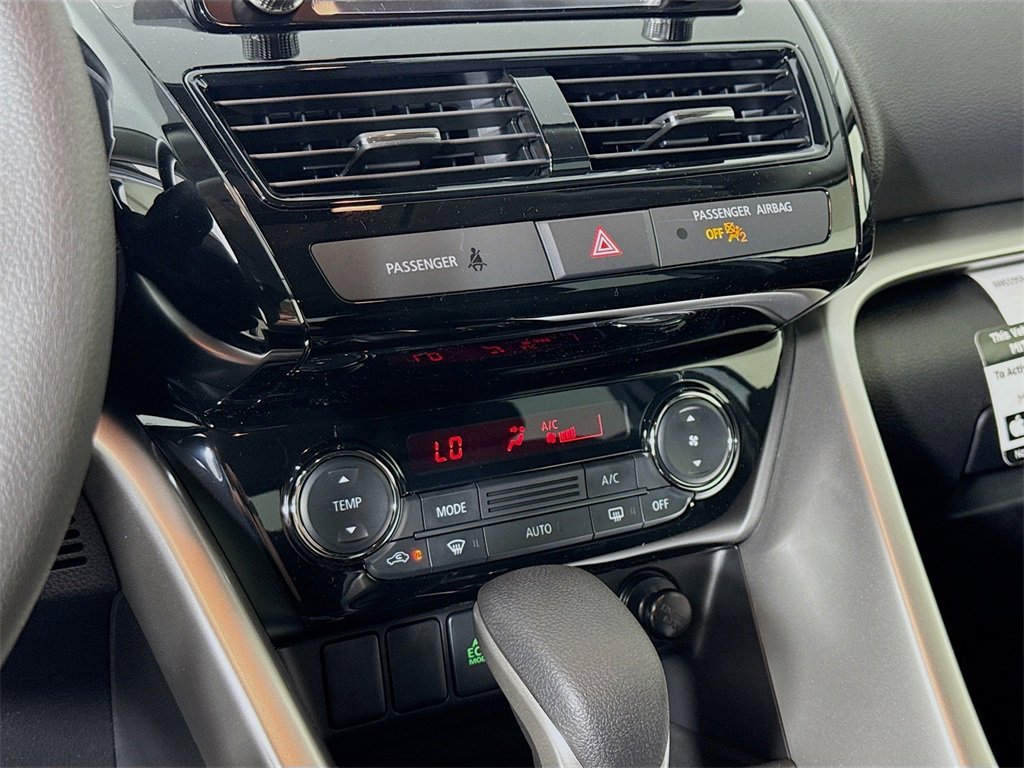 New 2025 Mitsubishi Eclipse Cross LE image 15