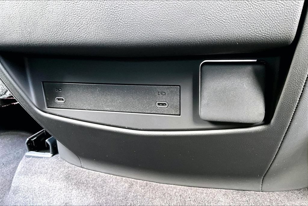 New 2026 Cadillac Escalade Luxury w/ LPO, Floor Liner Package AWD/4WD image 20