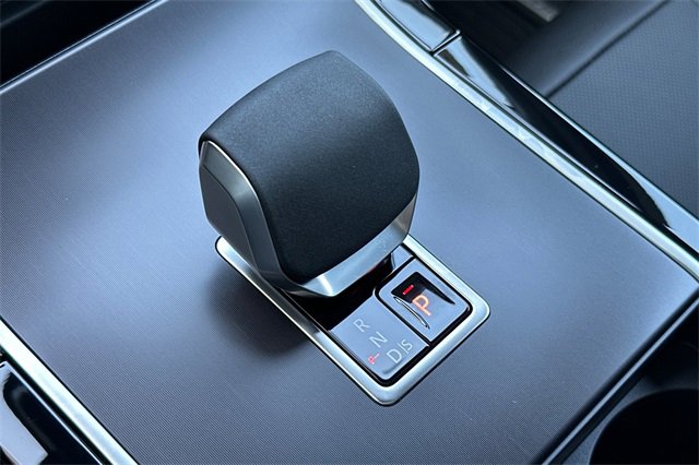 New 2026 Land Rover Range Rover Velar Dynamic SE image 21