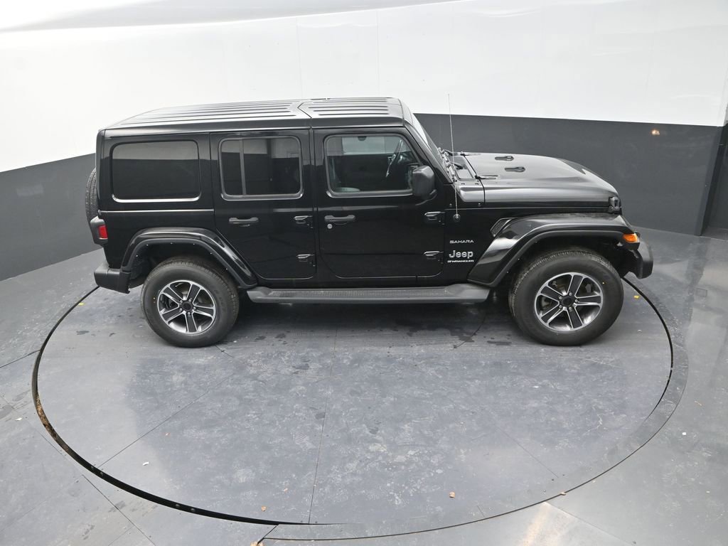Used 2023 Jeep Wrangler Sahara w/ Cold Weather Group image 22