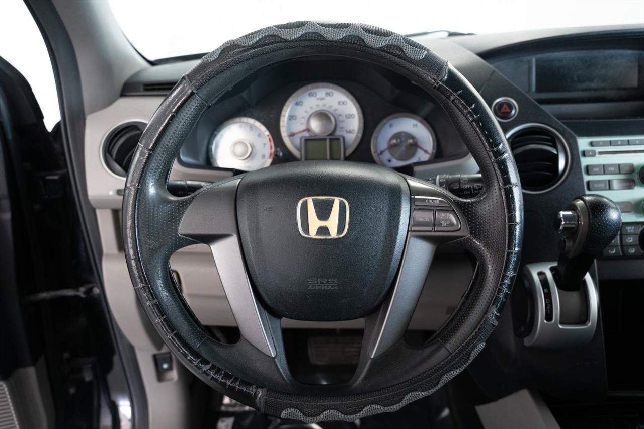 Used 2010 Honda Pilot LX image 12