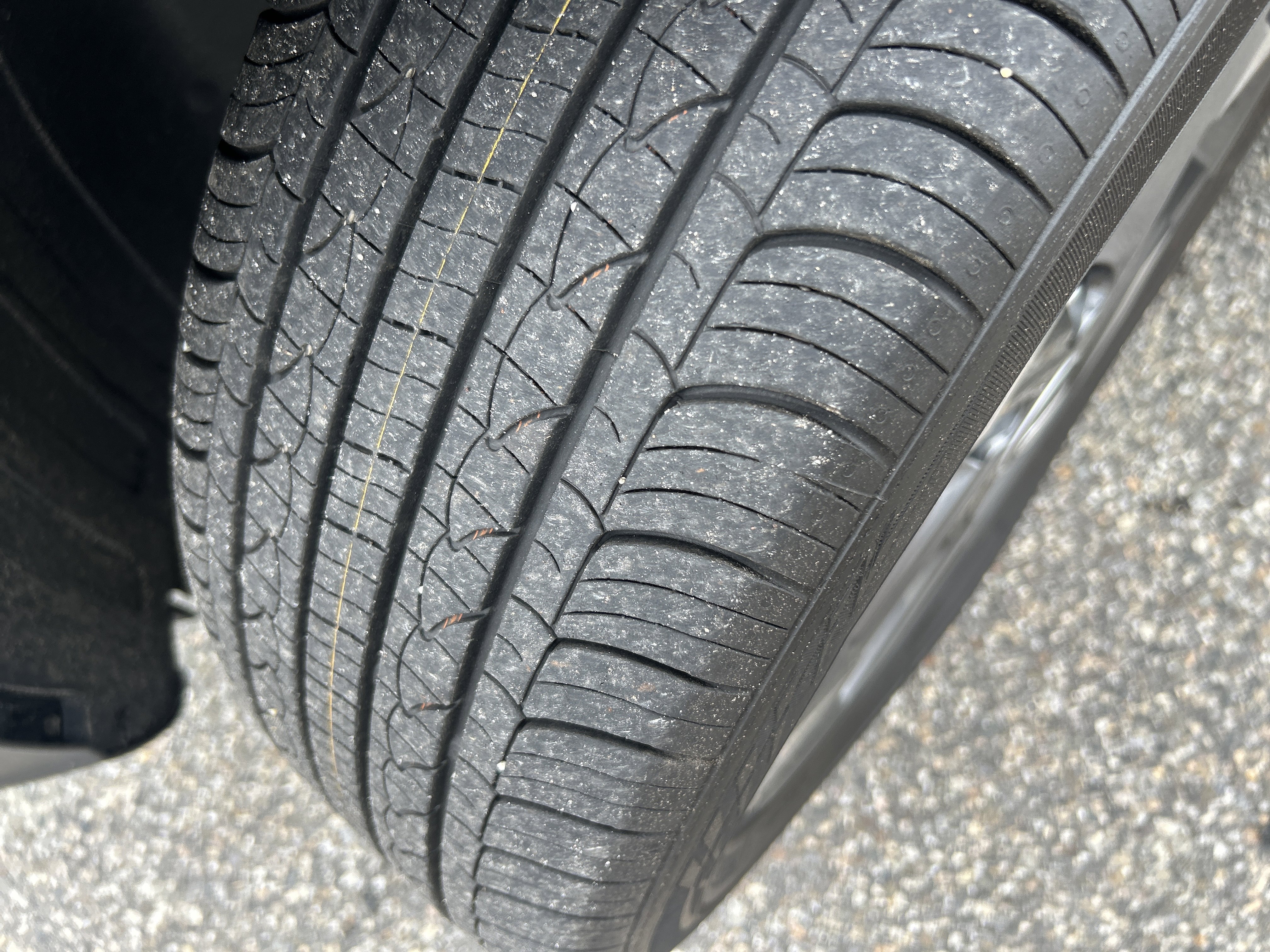 Certified 2025 Hyundai Venue SEL FWD image 13