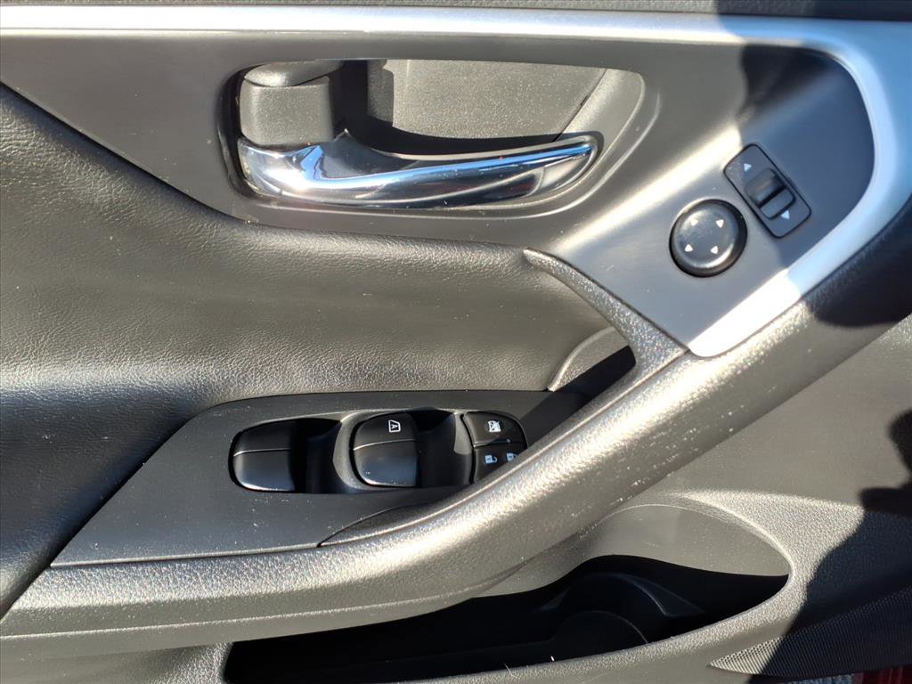 Used 2017 Nissan Altima 2.5 SV image 17