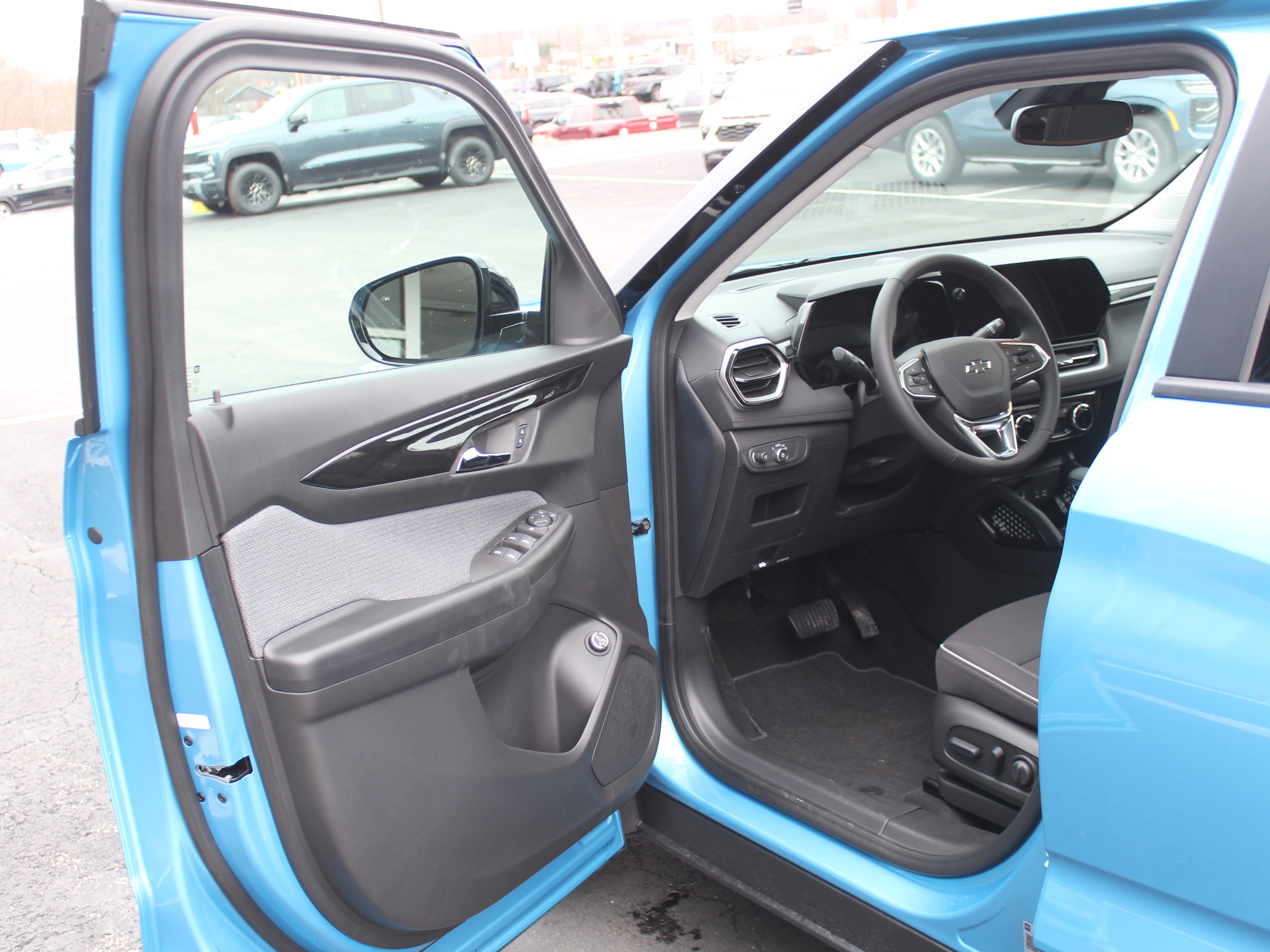 New 2026 Chevrolet TrailBlazer LT w/ Convenience Package image 8