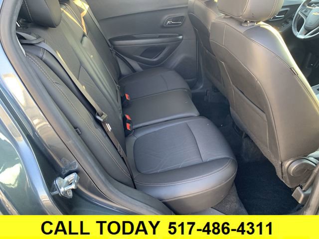 Certified 2022 Chevrolet Trax LT w/ LT Convenience Package image 25