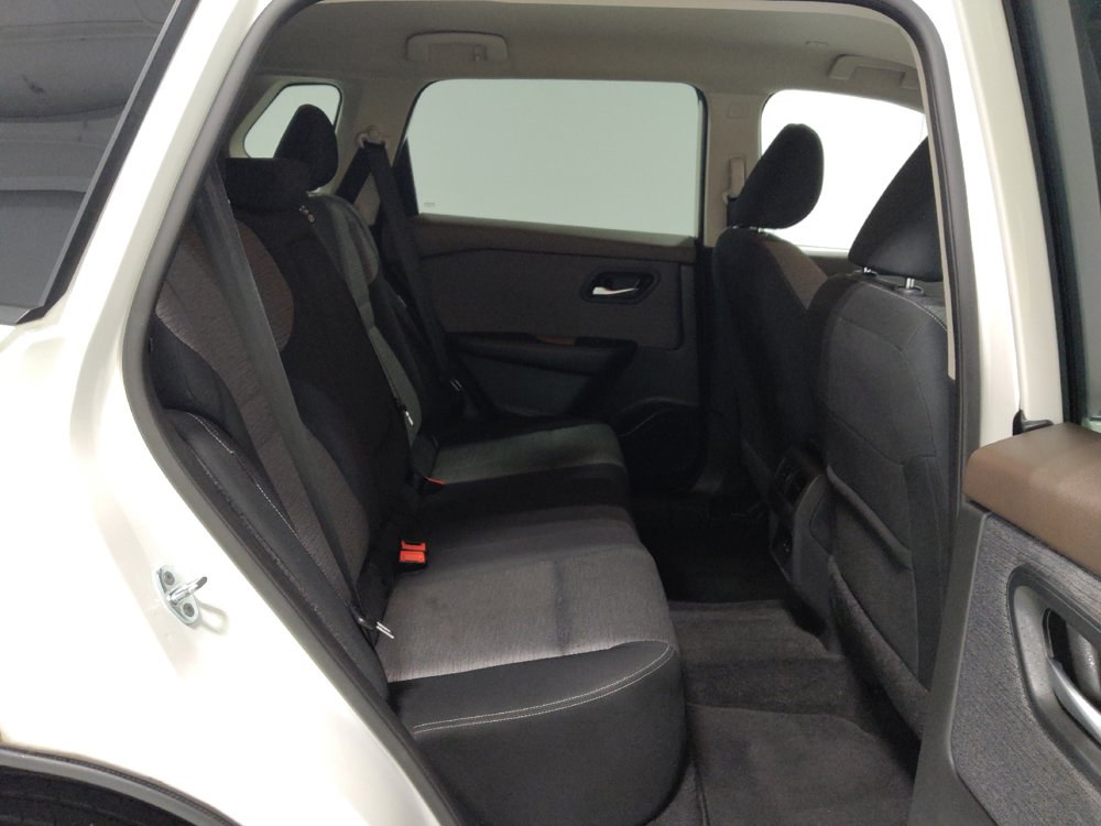 Used 2023 Nissan Rogue SV AWD/4WD image 19