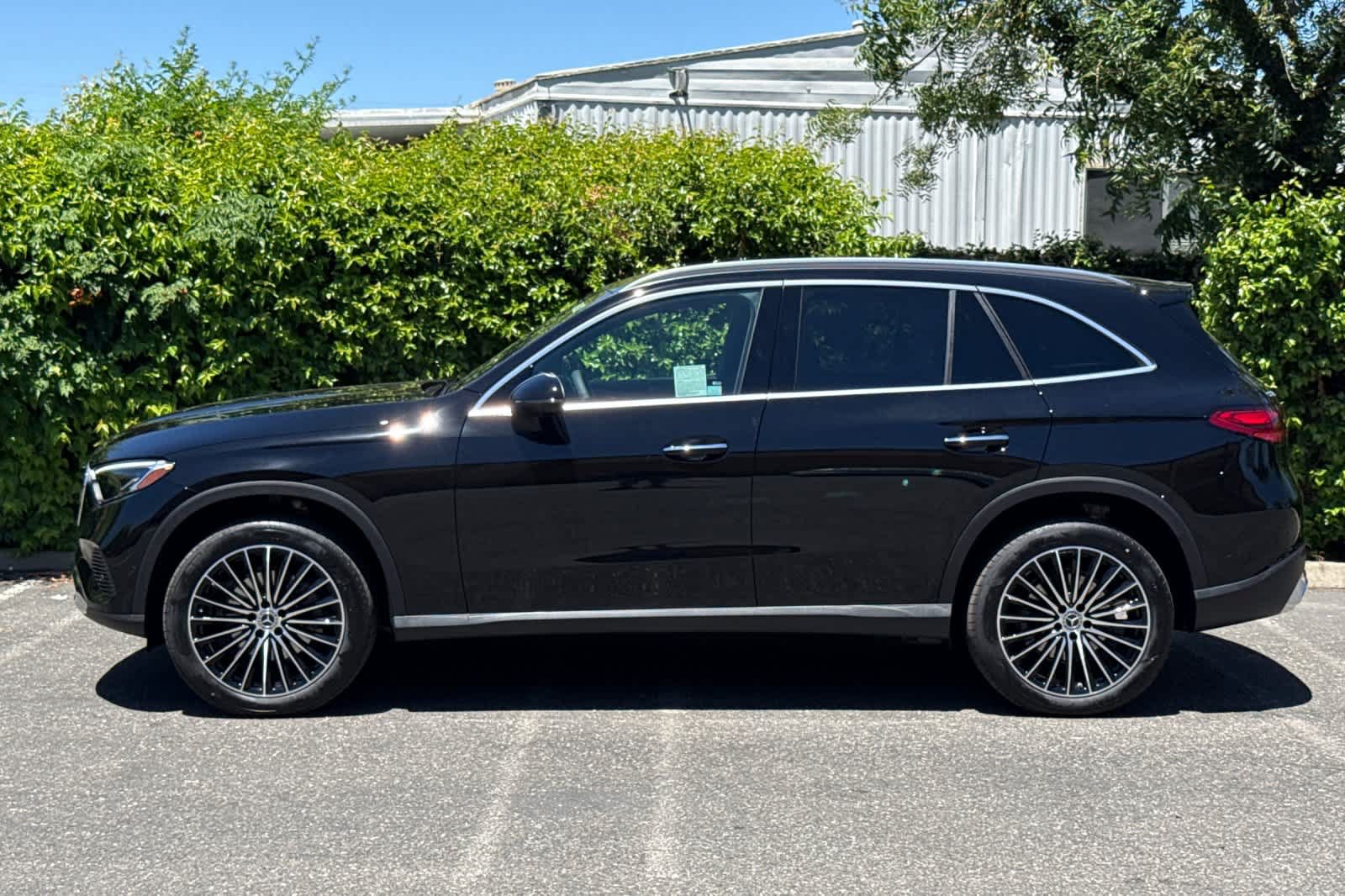 New 2026 Mercedes-Benz GLC 300 4MATIC image 6